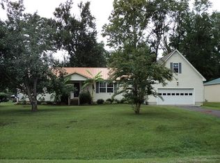 173 Mansfield Rd, Washington, NC 27889