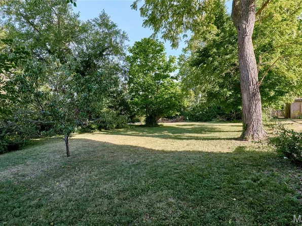 6063 Clemens Ave, Saint Louis, MO 63112