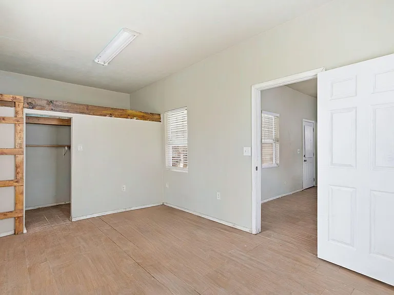 2411 Leffingwell St — Photo 29