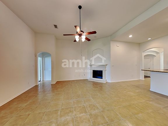 5th image of 21130 Natchez Crossing St