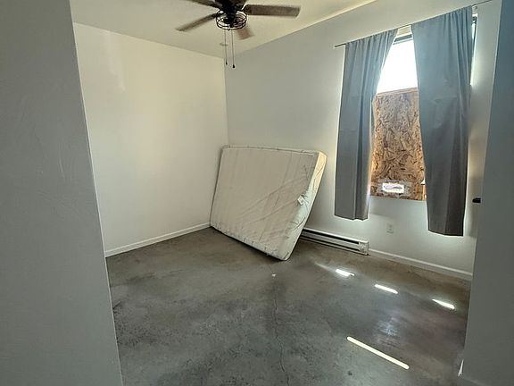 5th image of 601 Robin Ln APT J