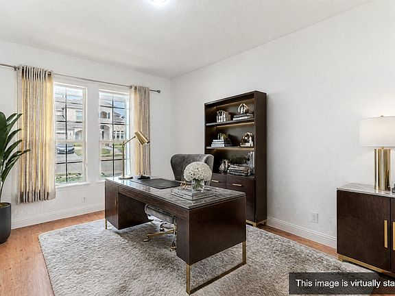 2nd image of 2515 Bedford Rd