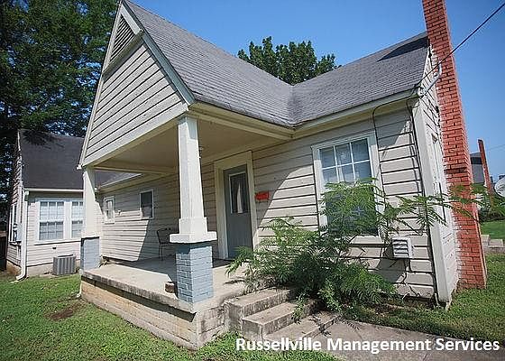 1st image of 1005 N El Paso Ave