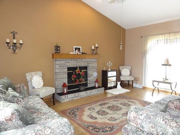 4th image of 4235 Prairie Fox Dr