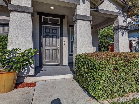 3rd image of 2859 Frigatebird Dr