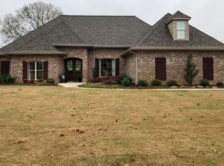 242 Stoneridge Wl, Columbus, MS 39701