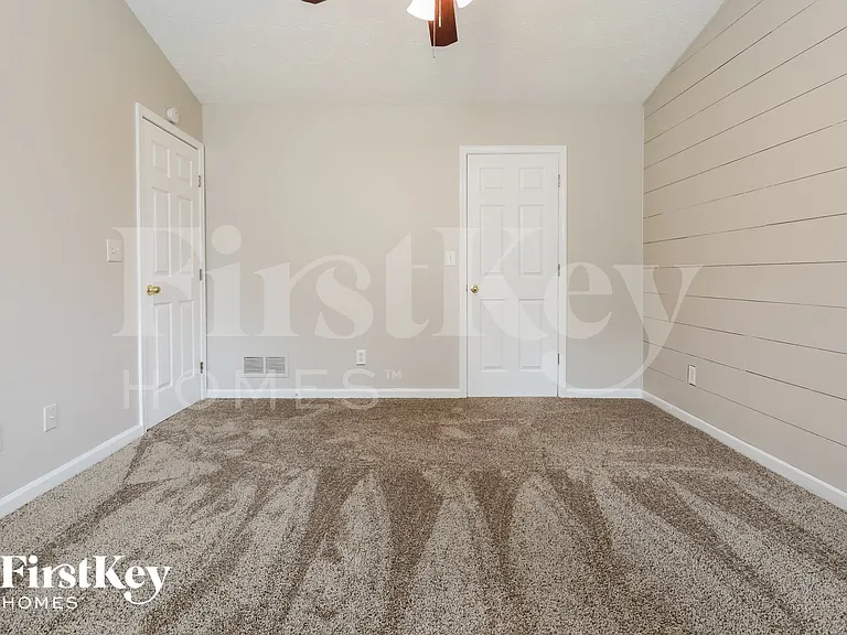 213 Whistleville Ct — Photo 6
