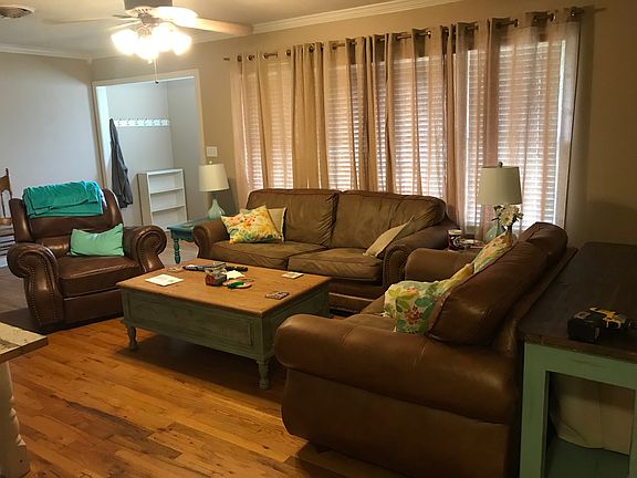 2nd image of 3202 30th St