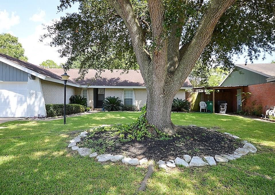 1st image of 11715 Montbrook Dr