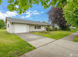 924 W Pine St, Lynden, WA 98264