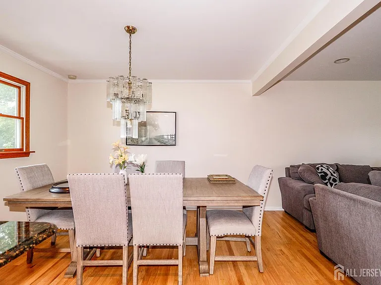 5 Timothy Ct — Photo 10