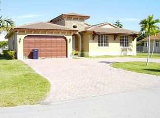 13081 SW 194th St, Miami, FL 33177