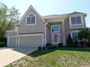 12164 Craig St, Overland Park, KS 66213