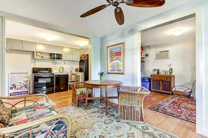 2924 Saint Johns Ave — Photo 6