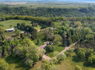 6331 Saint Croix Trl S, Hastings, MN 55033