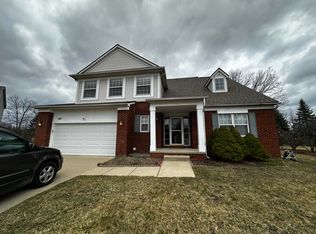 2352 Springridge Ct, Ann Arbor, MI 48103