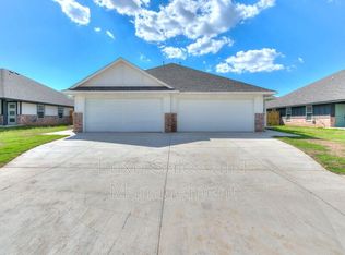 10601 Lawson Place Rd, Oklahoma City, OK 73162