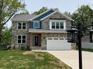 14363 Pearlview Rd, Strongsville, OH 44136