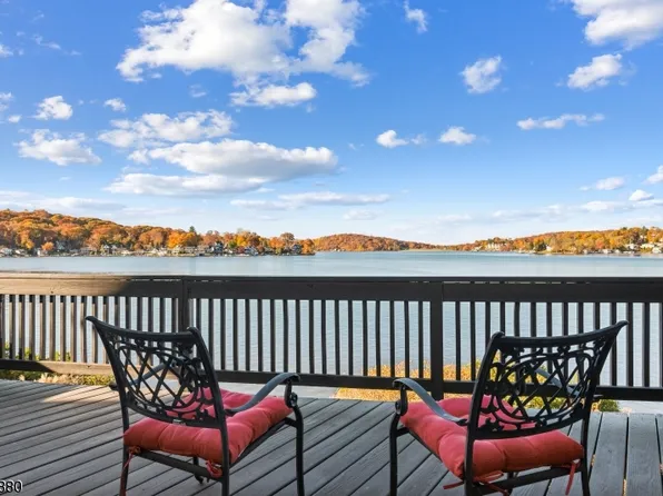 20 Windjammer Ln #20, Mount Arlington Boro, NJ 07856