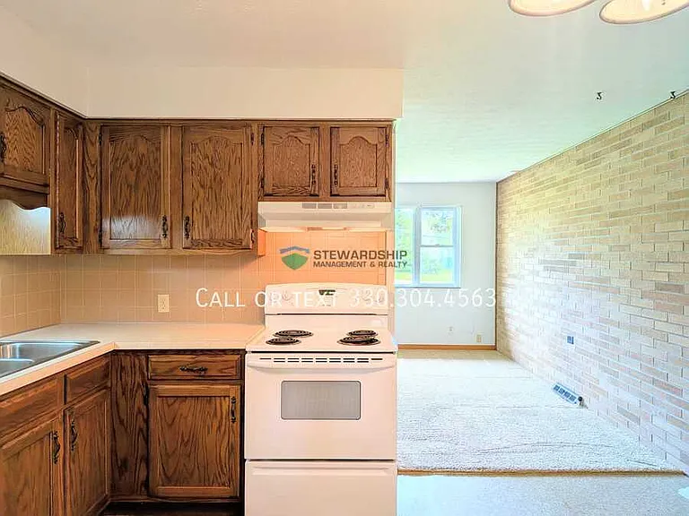 3302 Highland Park St NW #N — Photo 2