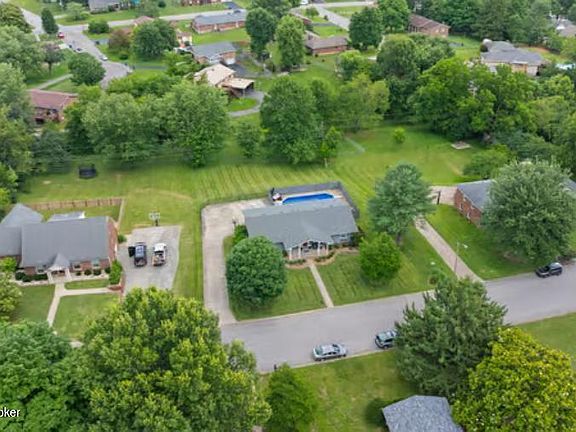 5th image of 613 El Dorado Dr