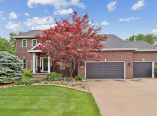 7016 Harbour Dr, Johnston, IA 50131