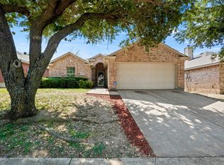 2838 Bronco Dr, Dallas, TX 75237