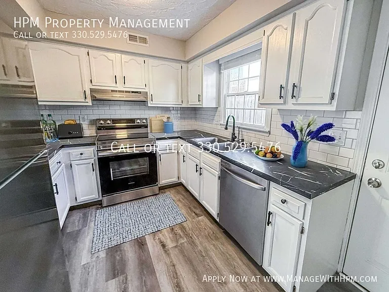 Pinnacle Townhomes — Photo 20