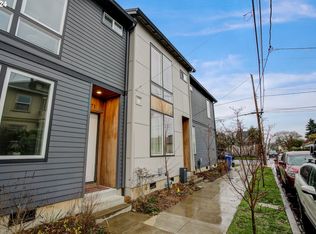 1275 SE Ivon St, Portland, OR 97202