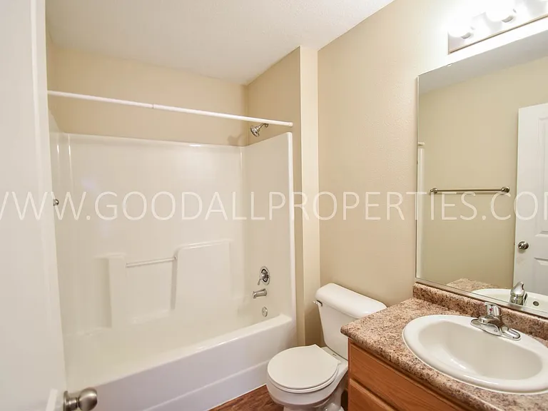 15404 Townsend Ave — Photo 18