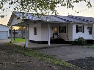 924 Washington St, Flatwoods, KY 41139