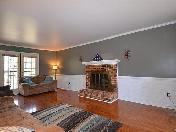4th image of 4212 Boonesboro Dr
