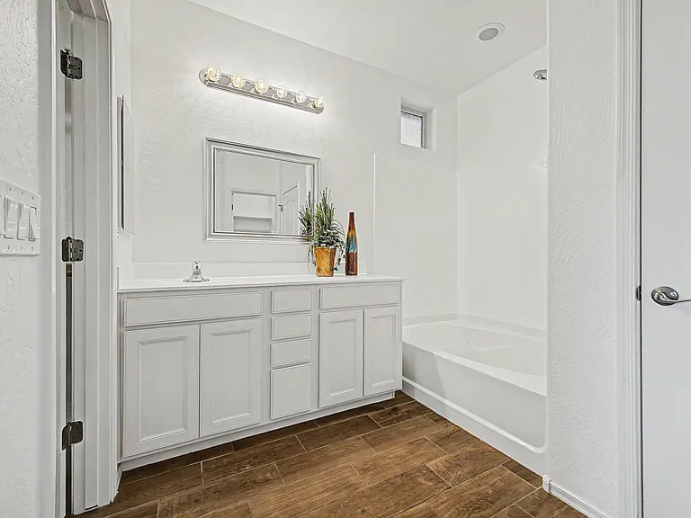 2694 E Runaway Bay Pl — Photo 18