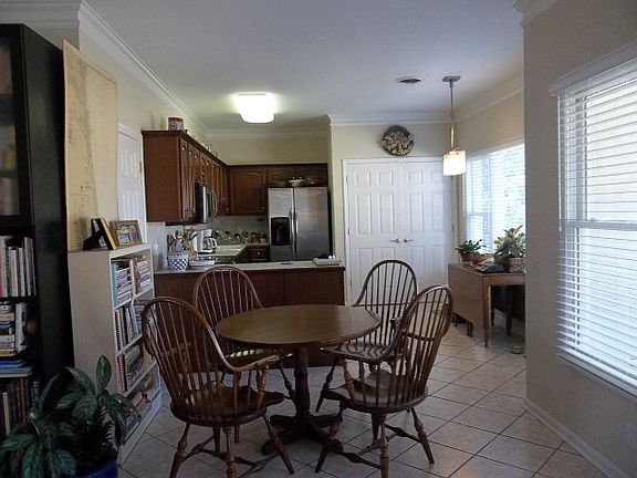 5th image of 1629 Grand Oaks Blvd #12