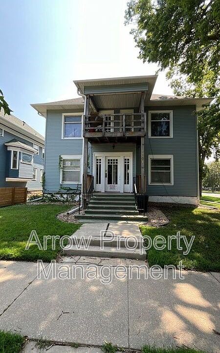 1st image of 1701 C St APT 1