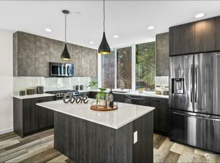 18032 2nd Ave NE #A, Seattle, WA 98155