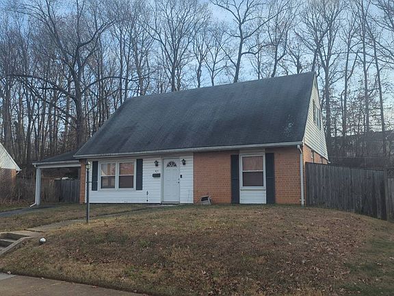 2nd image of 421 Breslin Rd