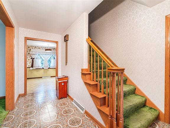 5th image of 3060 Shalisma Dr