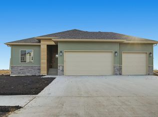 8438 61st St S, Horace, ND