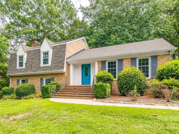 2532 Tattersall Dr, Charlotte, NC 28210
