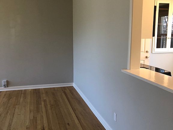 2nd image of 2422 Cathay Way