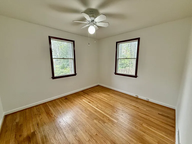 2909 Collins Ave — Photo 12