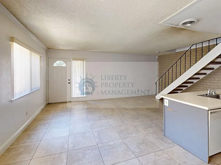 2133 Palisade Ave #3 — Photo 3