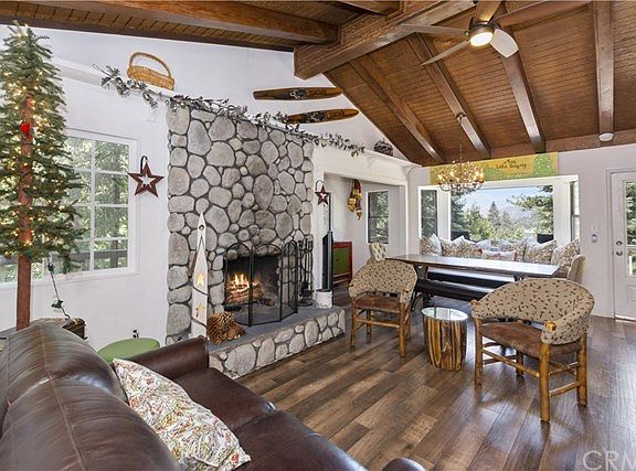 3rd image of 897 Nesthorn Dr