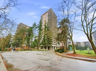 3755 Bartlett Ct #503, Burnaby, BC