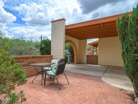 3rd image of 1438 W Camino Alicante