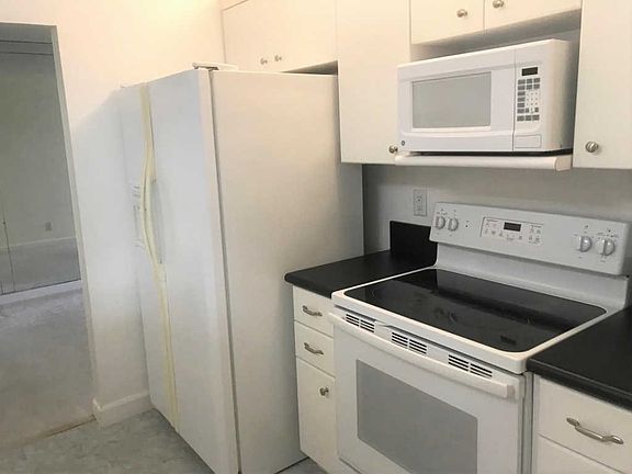 3rd image of 1501 SW 9th Ave