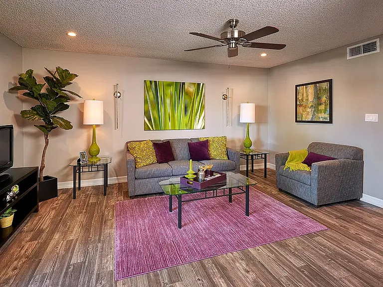 Chandler Meadows Furnished Apartments — Photo 23