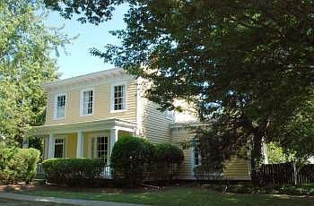 1st image of 1308 Goddin St