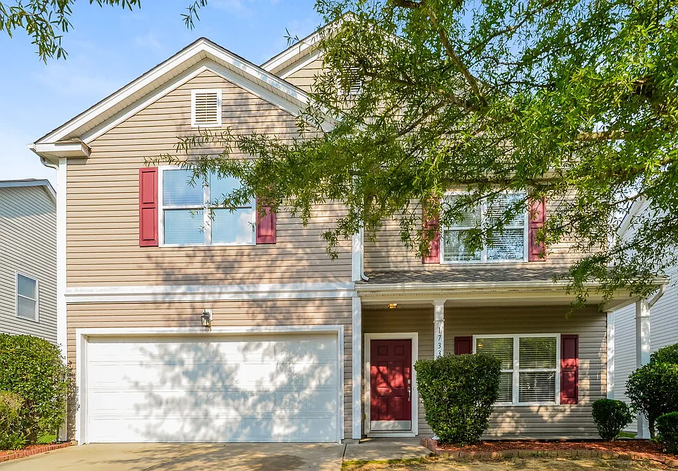 1733 Larne Cir